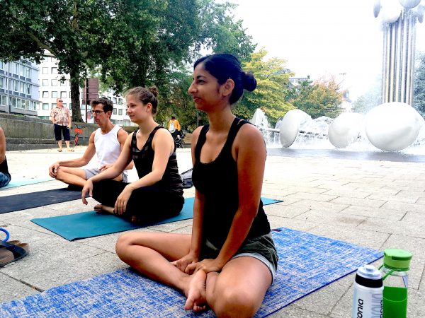 Yoga auf dem Ebertplatz, Juli 2018