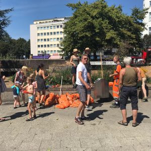 Müllsammelaktion, Ebertplatz, August 2018, Foto: Ruth Wennemar