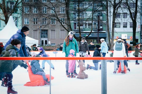Eisbahnfamilientag, Ebertplatz, Dezember 2018, Foto: Astrid Piethan