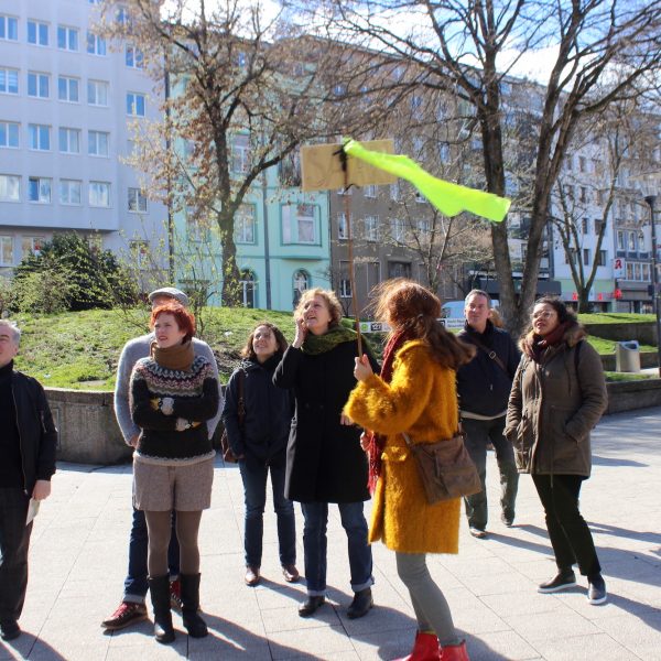 Intervention "Lebendige - Gesellschaft",Ebertplatz, März 2019, Foto: Helle Habenicht